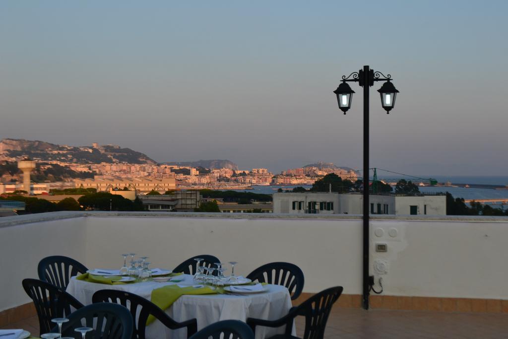 Hotel Santa Marta Pozzuoli Exterior foto