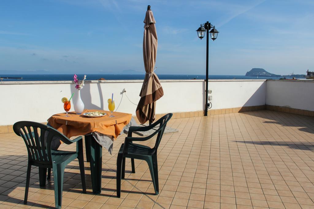 Hotel Santa Marta Pozzuoli Exterior foto